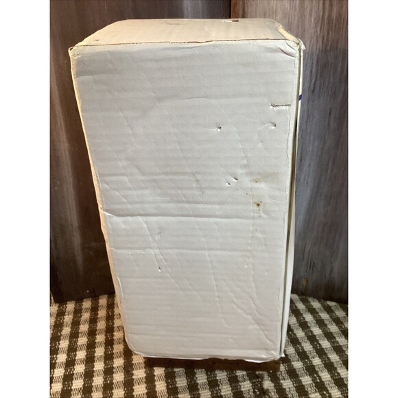 Caron Wonderart Latch Hook Kit 24"X34" Lab Puppies #426166 Vintage New In Box - Picture 6 of 14